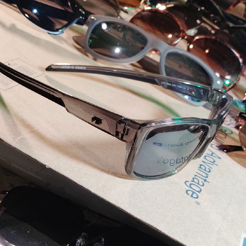 Foster Grant Black and Gray Sunglasses